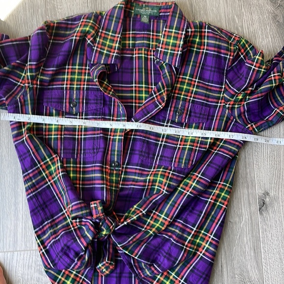 Ralph Lauren Petite Soft Purple Button down Flannel like shirt - Picture 4 of 5